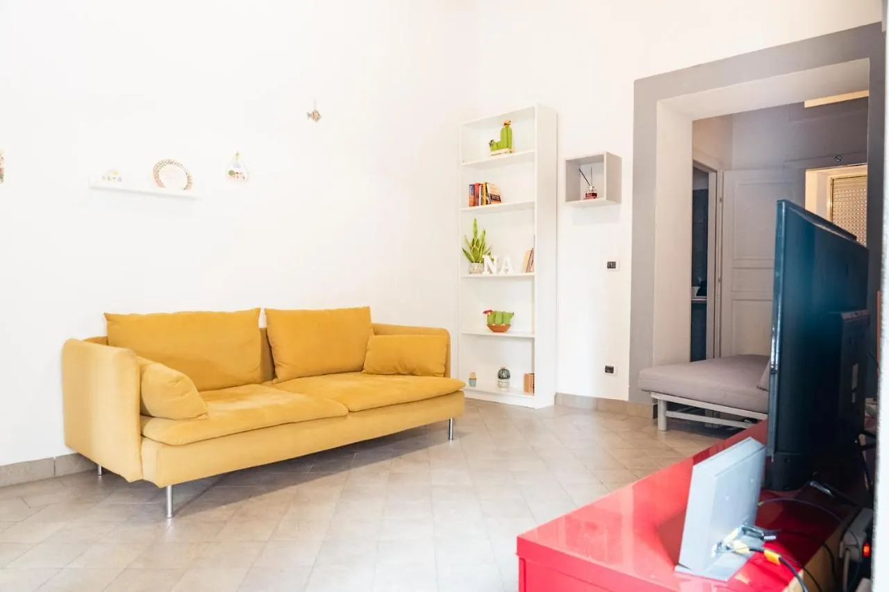 Appartamento In Pieno Centro Storico Con Terrazzo “O'Vicariello” 那不勒斯 度假居