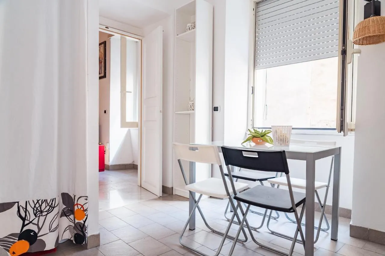 Holiday home Appartamento In Pieno Centro Storico Con Terrazzo “O'Vicariello” Naples